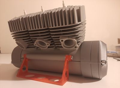 Moteur Kawasaki 250 S1 en 3D echelle 1/2